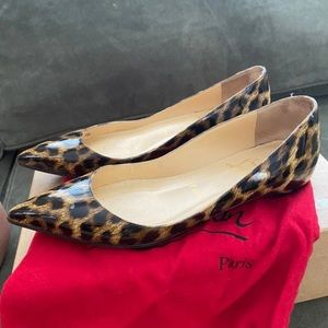 Christian Louboutin Roxane Flat Patent Leopardino Size 36 (Fits like size 6)